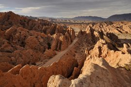 Roteiro América do Sul: Nossa Viagem de Carro Roteiro America do Sul - Quebrada de las Fechas na Argentina